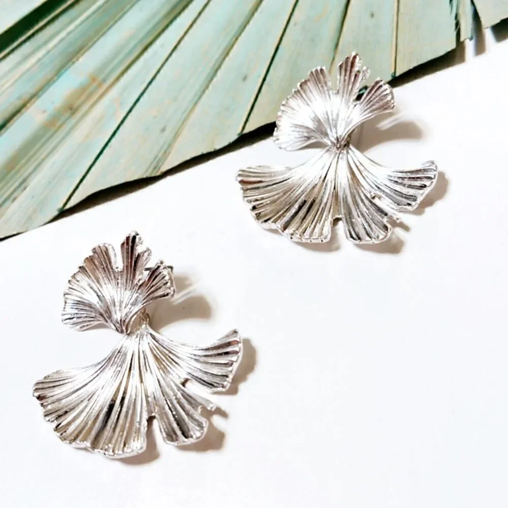 Ginkgo leaf earrings in silver #775